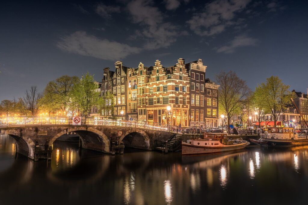 Want to know the most interesting places in Amsterdam? Here are 10